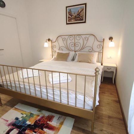 Papavero Rooms Pula Exterior foto
